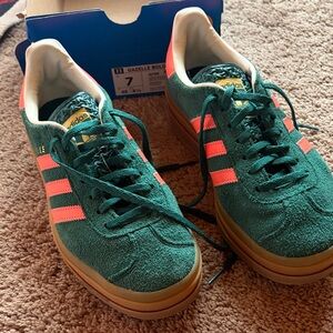 Adidas platform Gazelle Bold